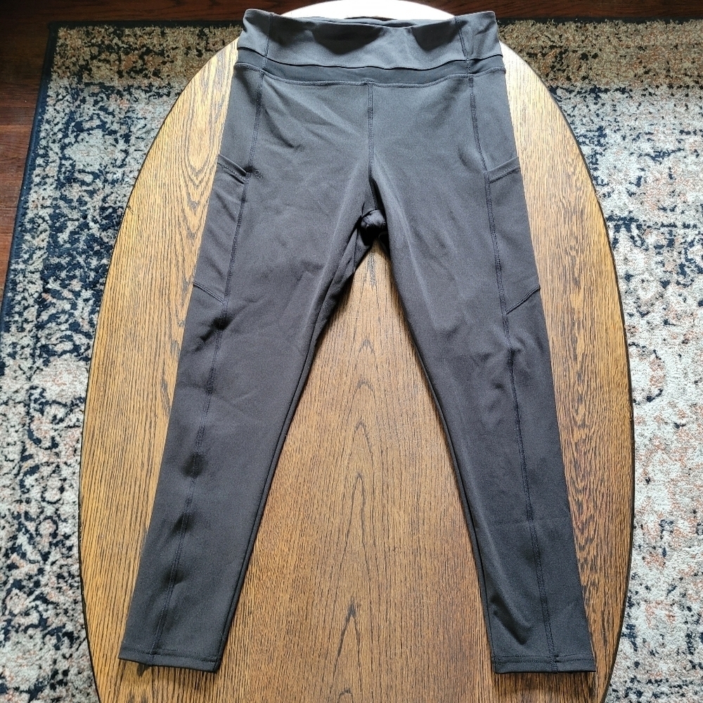 Zoe + Phoebe Black Full Size Activewear Leggings Size Women's Large